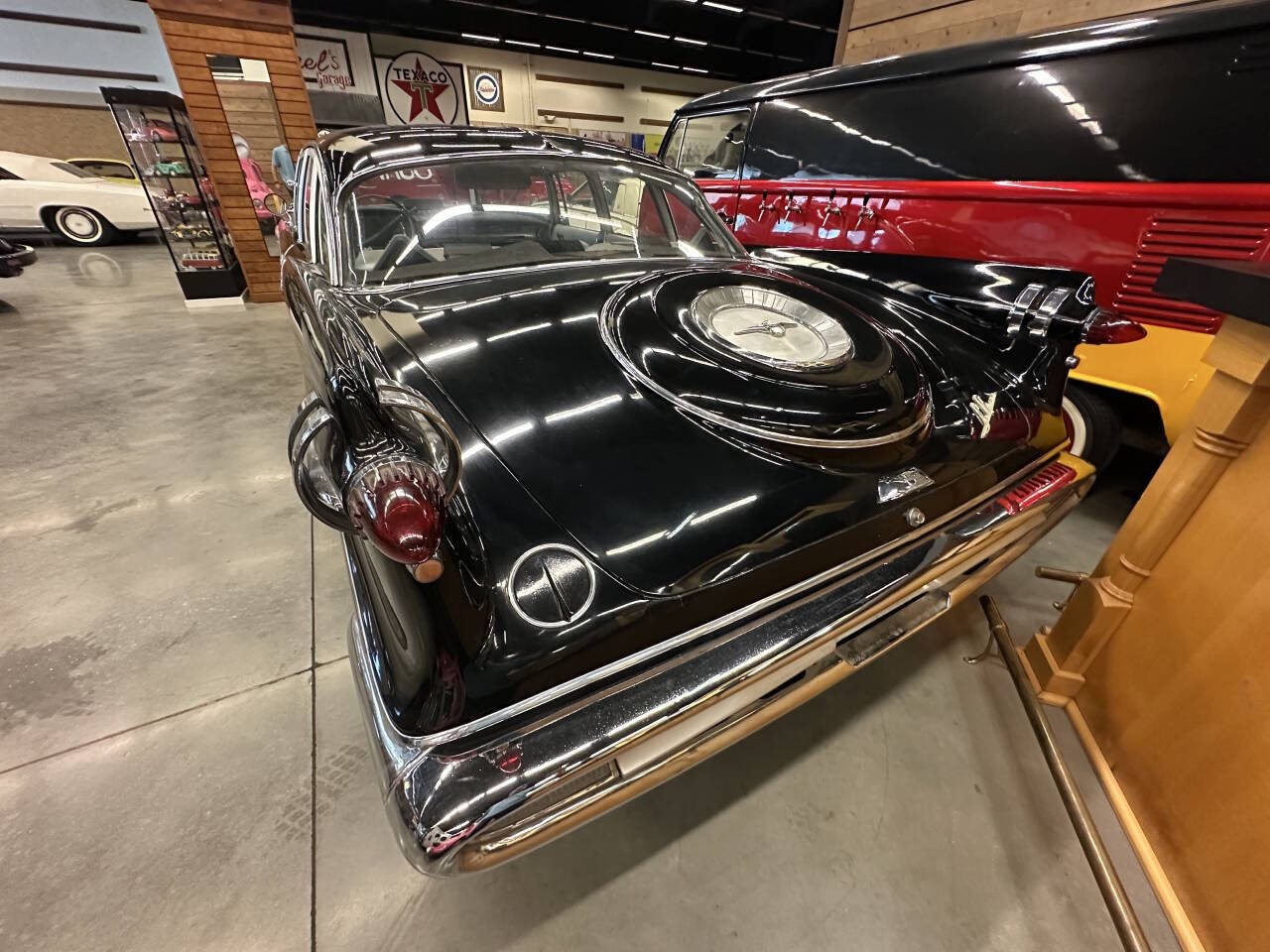 Chrysler-Imperial-1959-Sedan-2