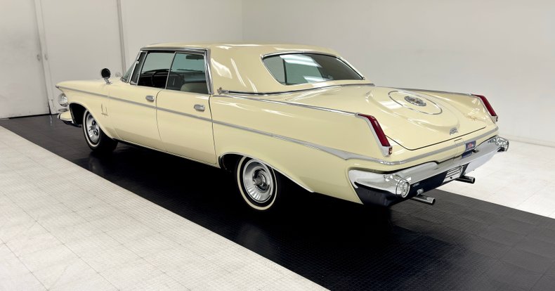 Chrysler-Imperial-1963-Ivory-Cream-10