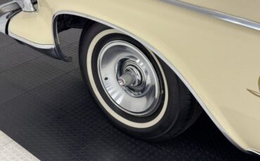 Chrysler-Imperial-1963-Ivory-Cream-16