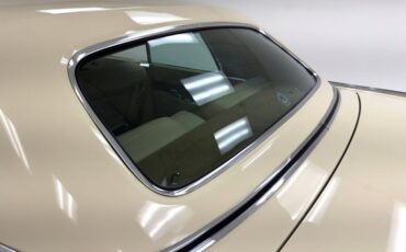 Chrysler-Imperial-1963-Ivory-Cream-22