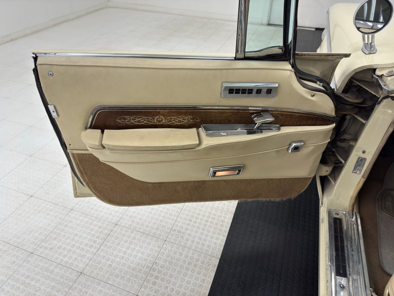 Chrysler-Imperial-1963-Ivory-Cream-6