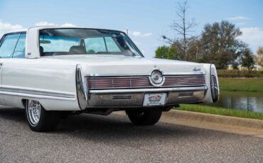 Chrysler-Imperial-1967-2-Door-24