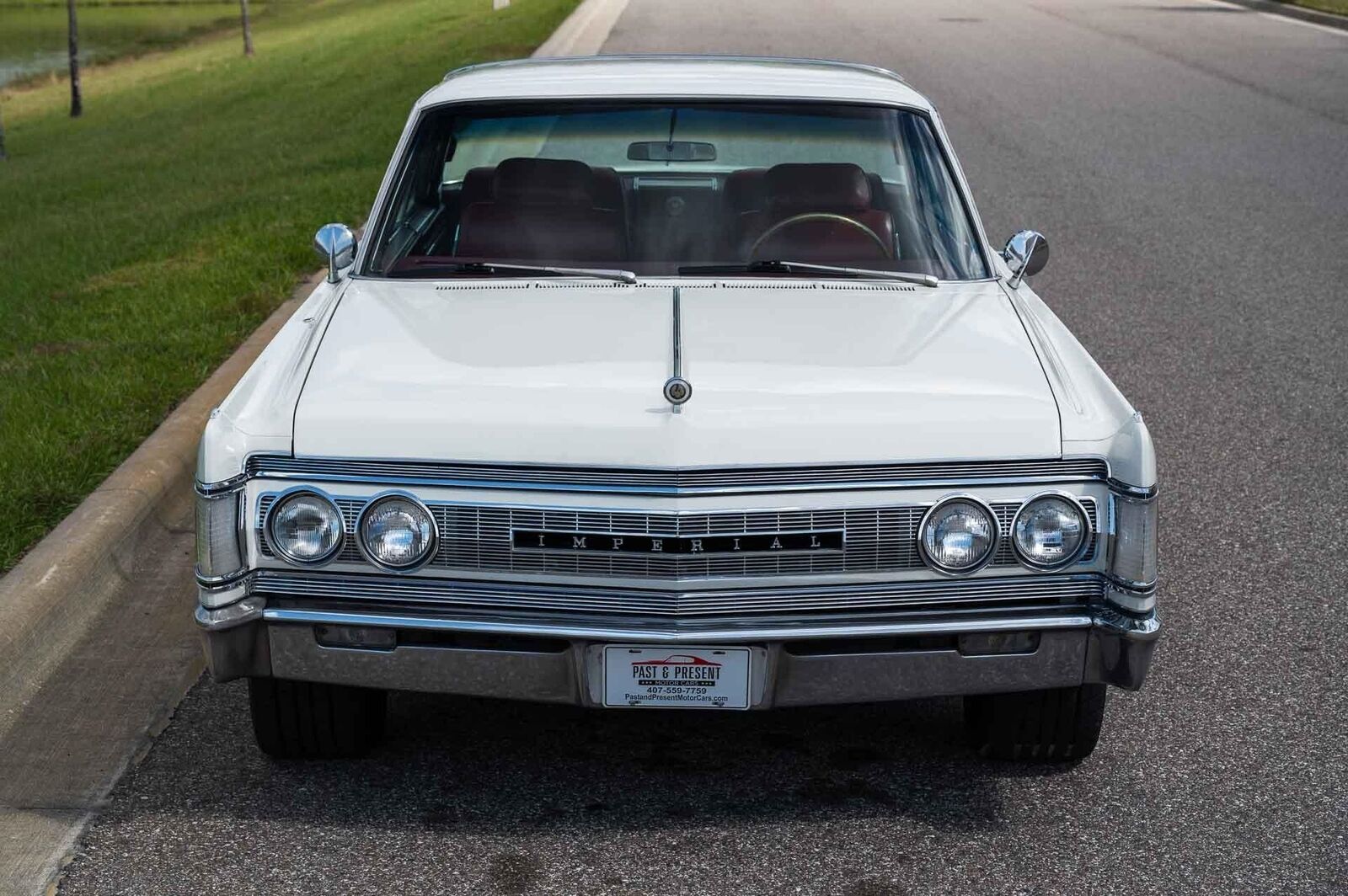 Chrysler-Imperial-1967-2-Door-30