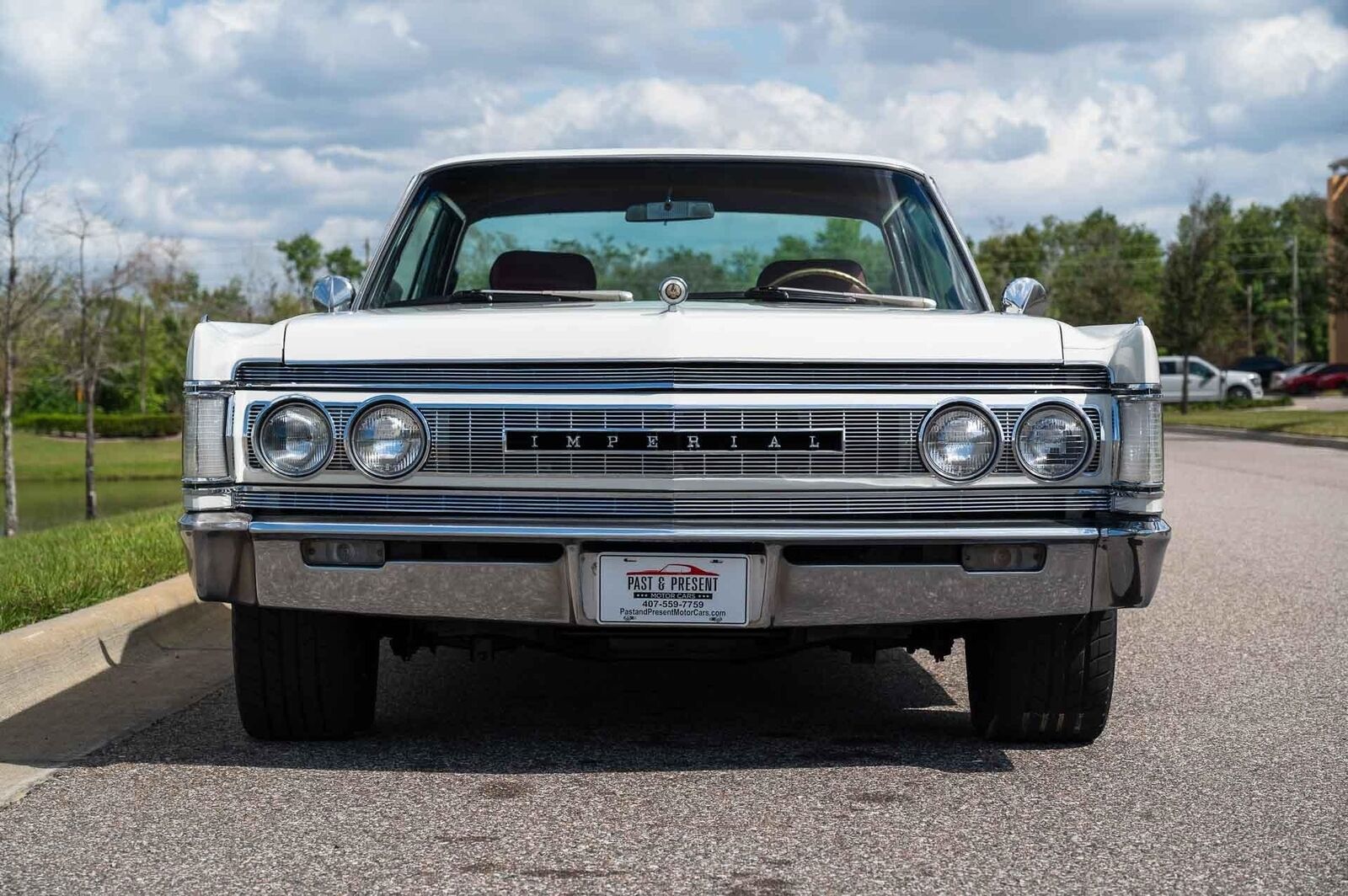 Chrysler-Imperial-1967-2-Door-31