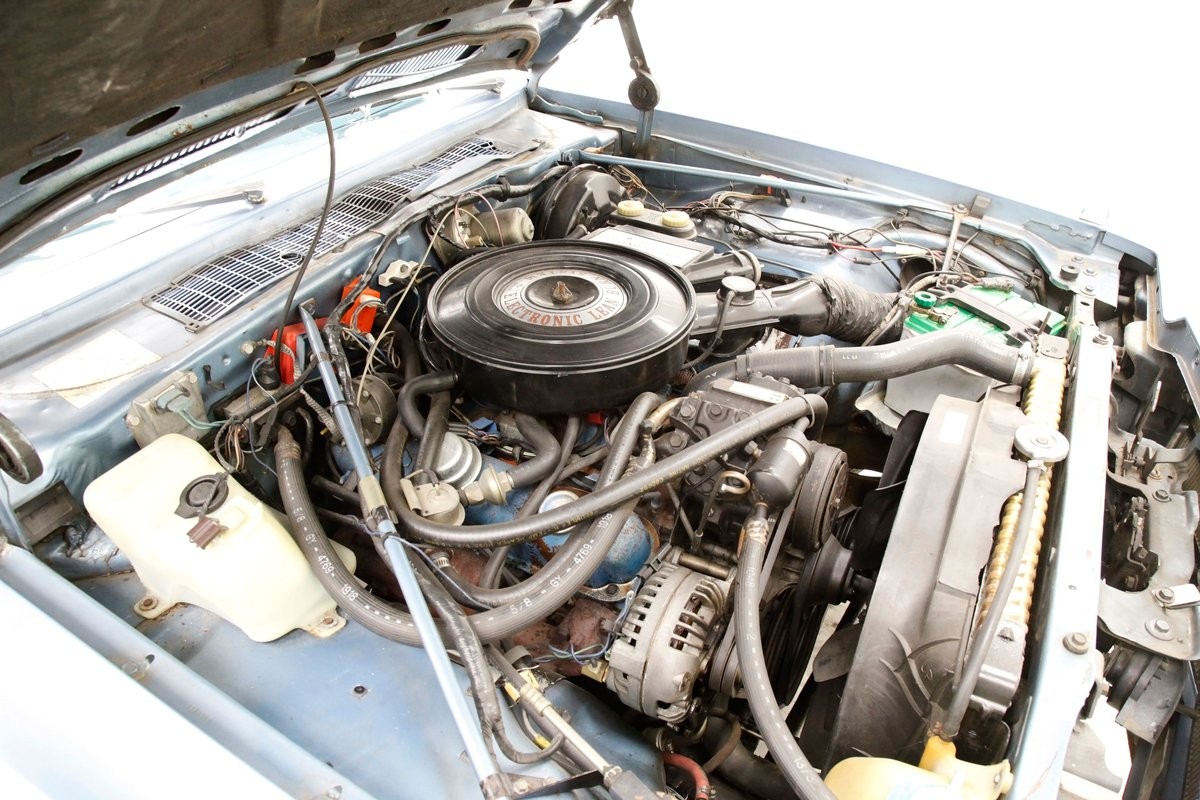 Chrysler-LeBaron-1979-Hardtop-11