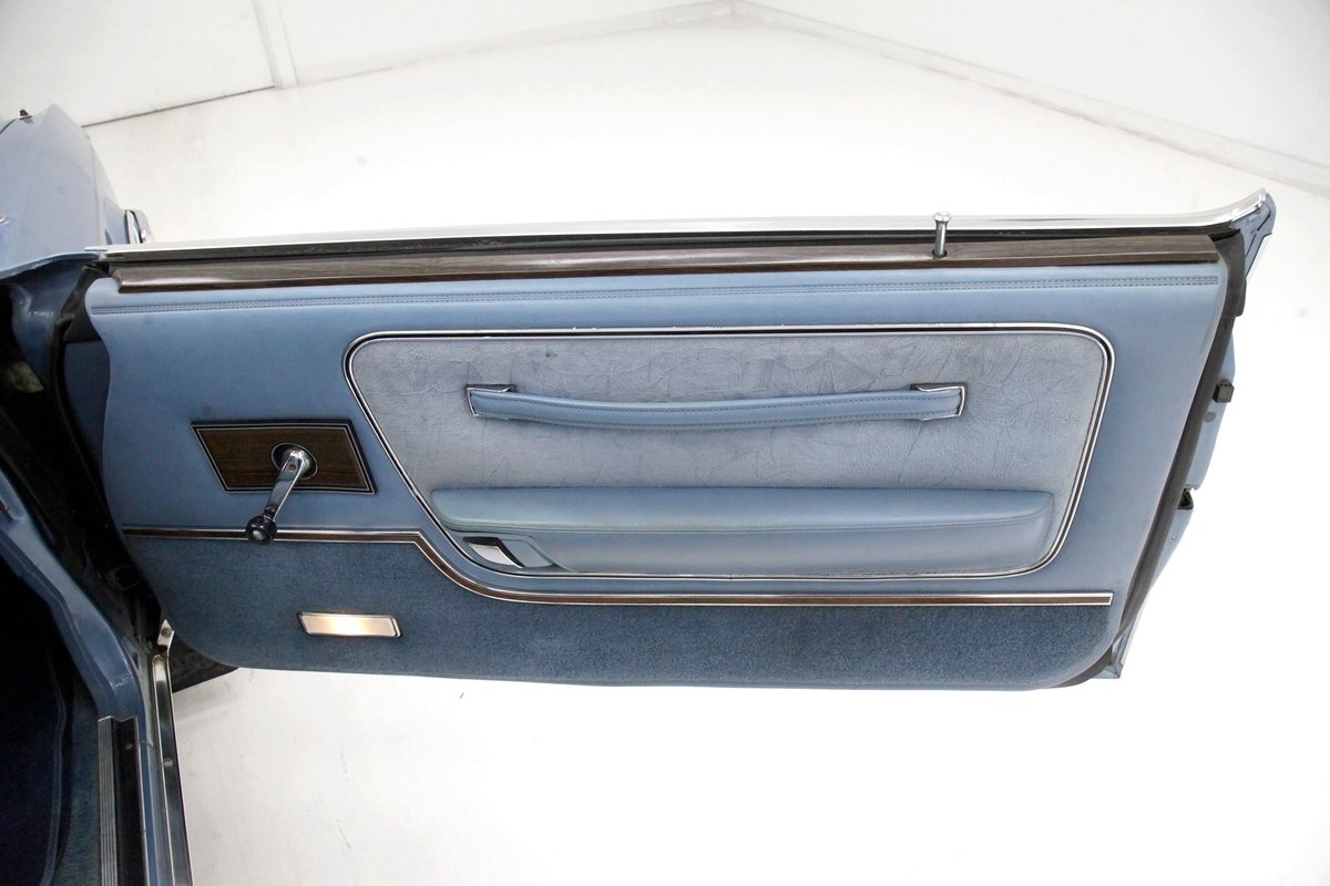 Chrysler-LeBaron-1979-Hardtop-36