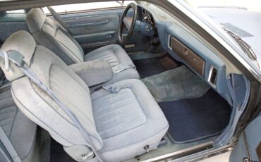 Chrysler-LeBaron-1979-Hardtop-37