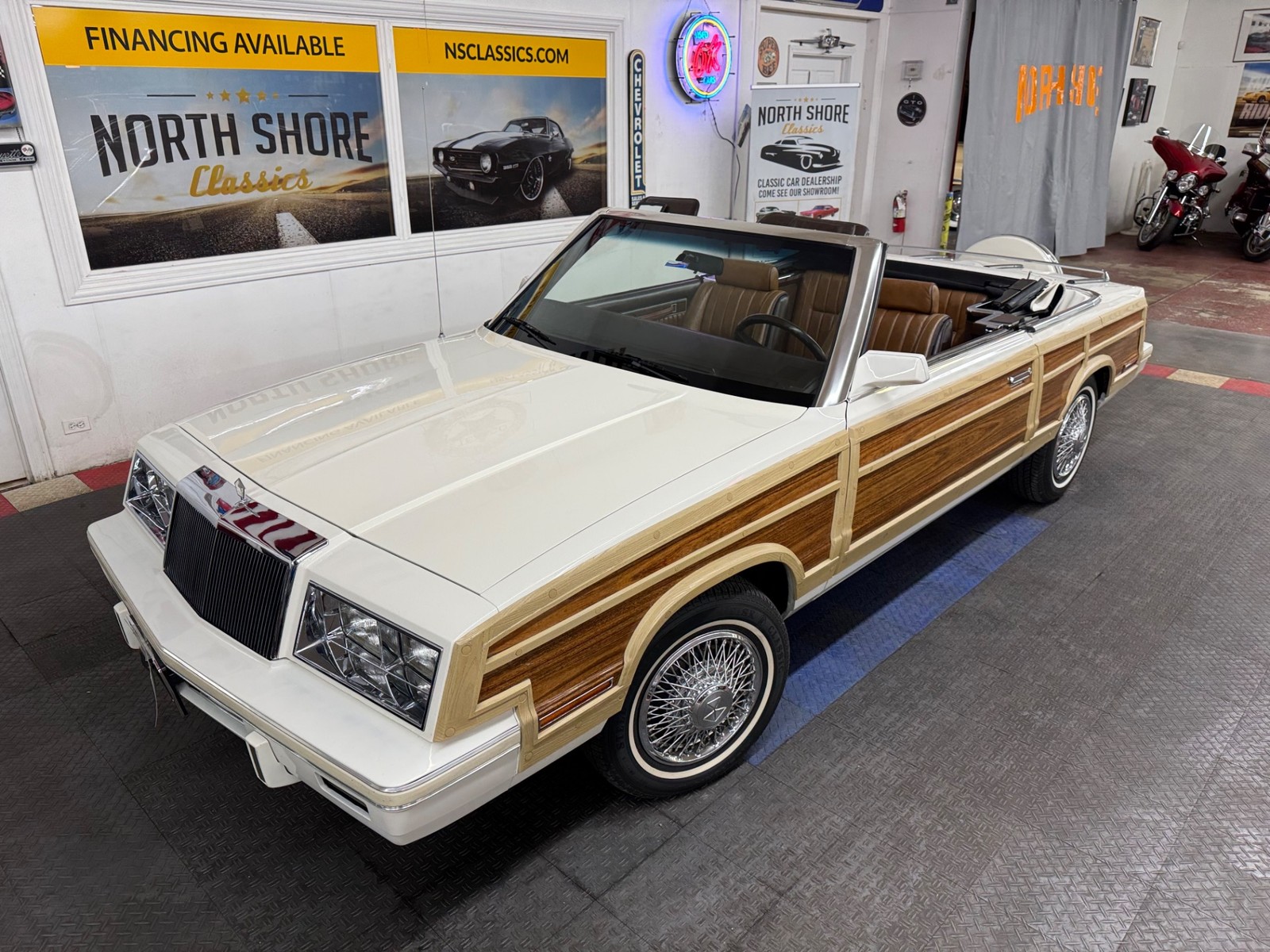 Chrysler-LeBaron-1984-Convertible-1