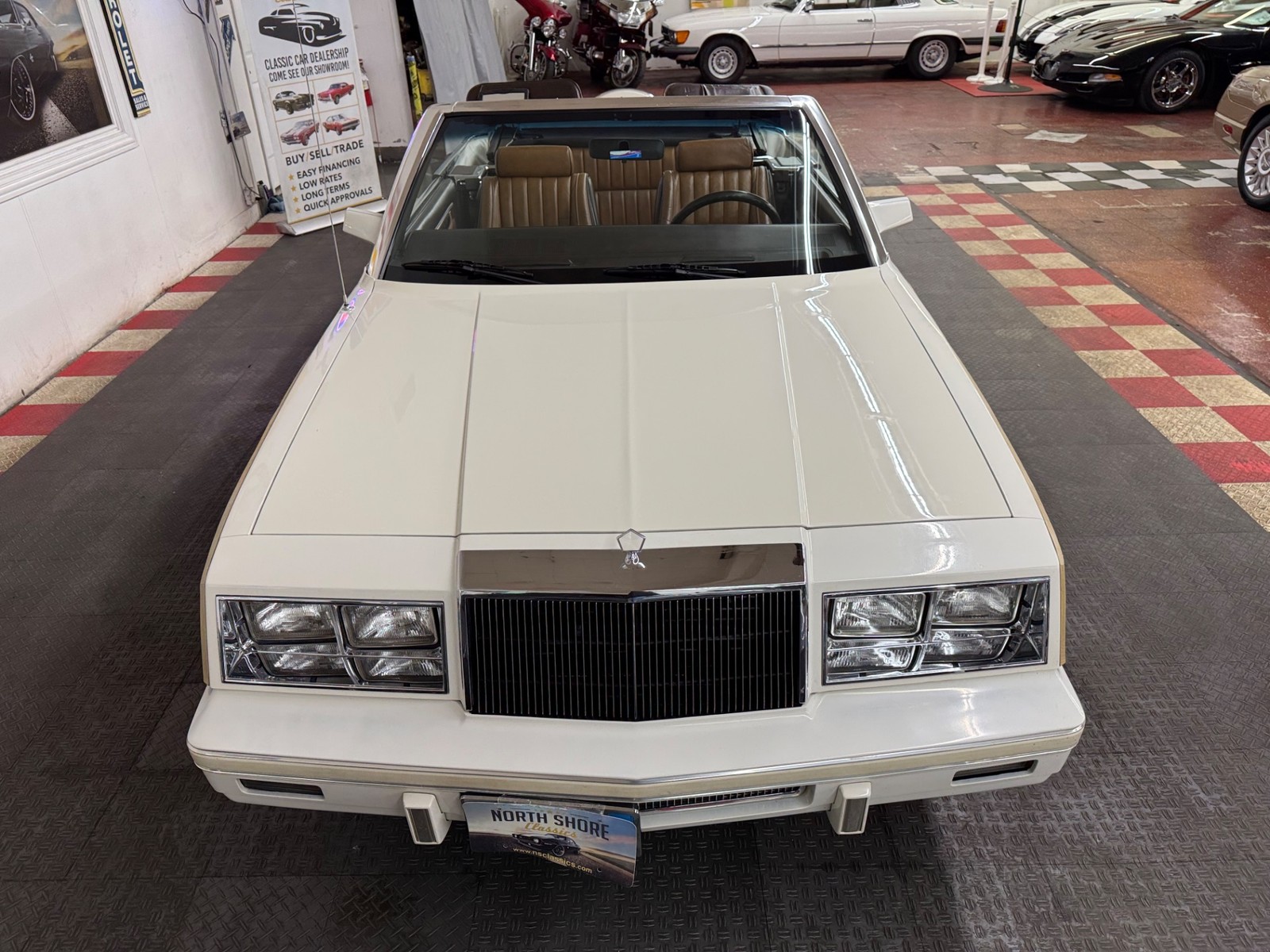 Chrysler-LeBaron-1984-Convertible-11