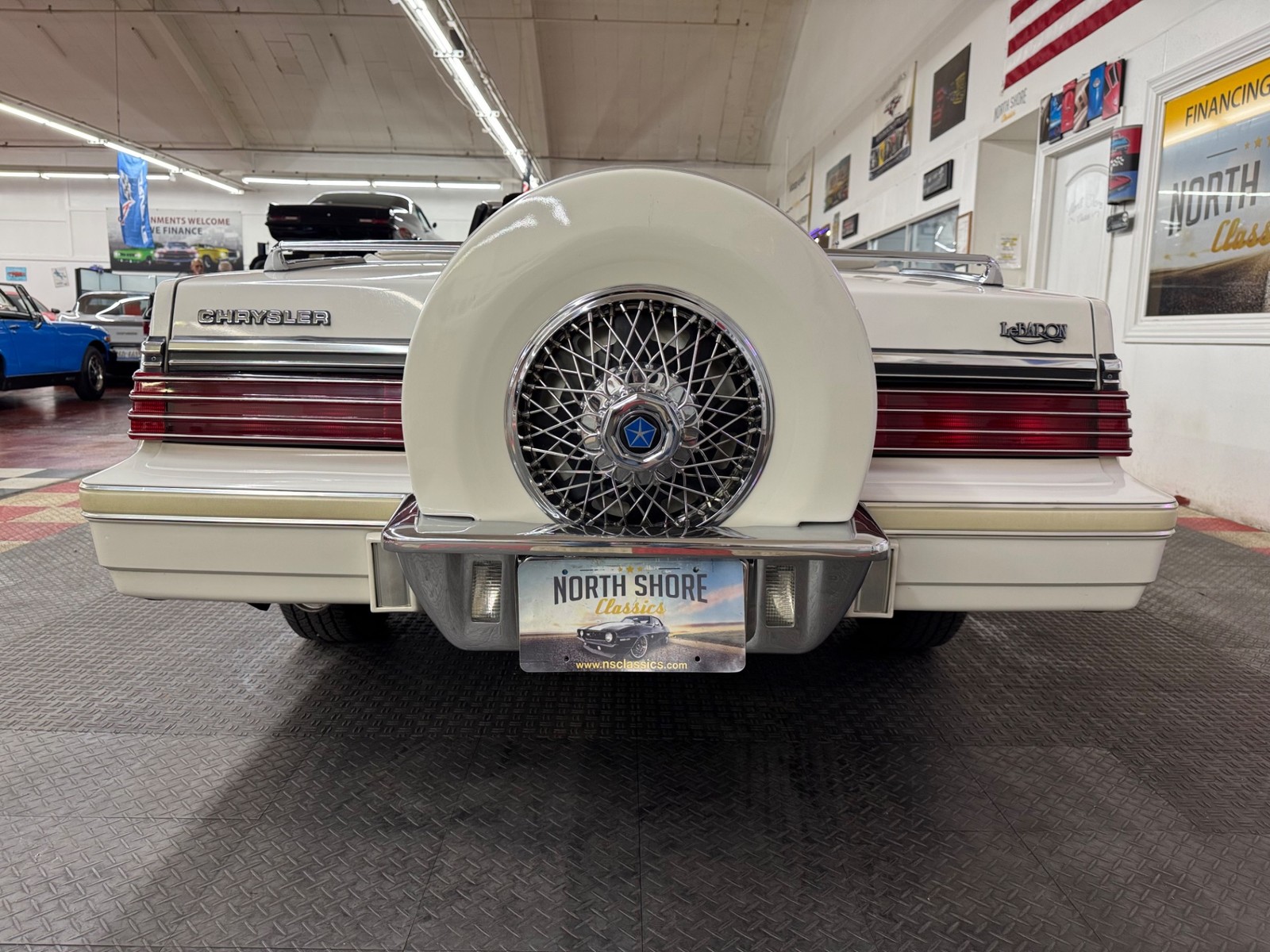 Chrysler-LeBaron-1984-Convertible-19