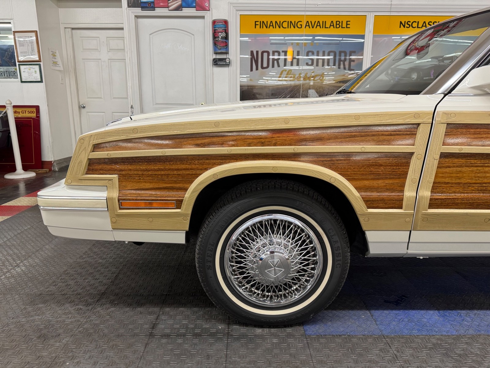 Chrysler-LeBaron-1984-Convertible-28