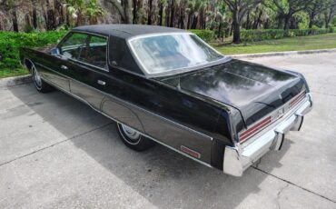 Chrysler-New-Yorker-1975-16