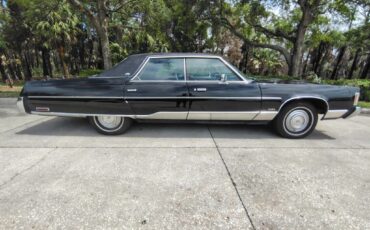 Chrysler-New-Yorker-1975-23