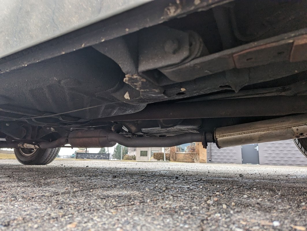 Chrysler-New-Yorker-1983-Sedan-10