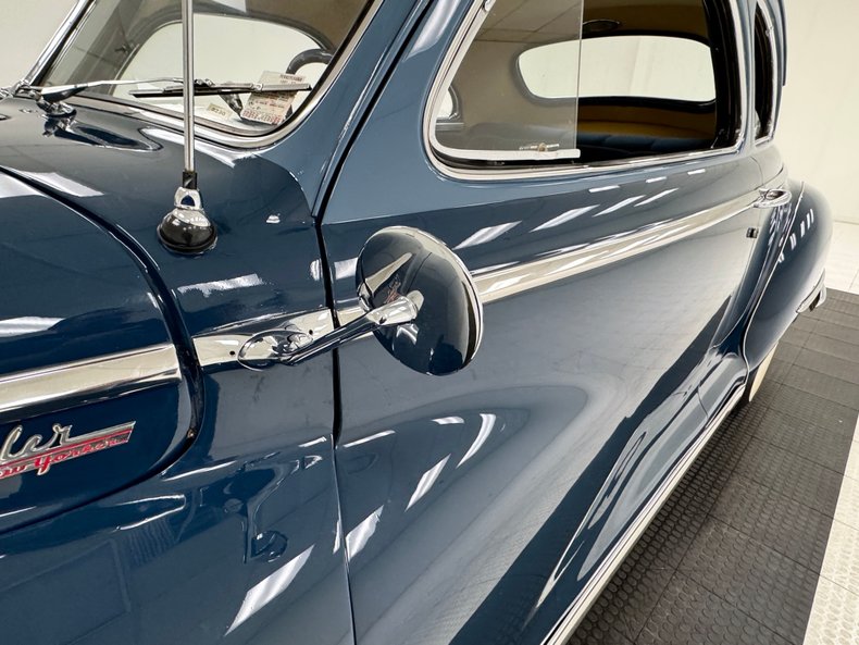Chrysler-New-yorker-1947-Hawaii-Blue-Dark-Blue-14