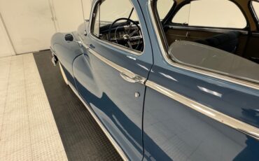 Chrysler-New-yorker-1947-Hawaii-Blue-Dark-Blue-33