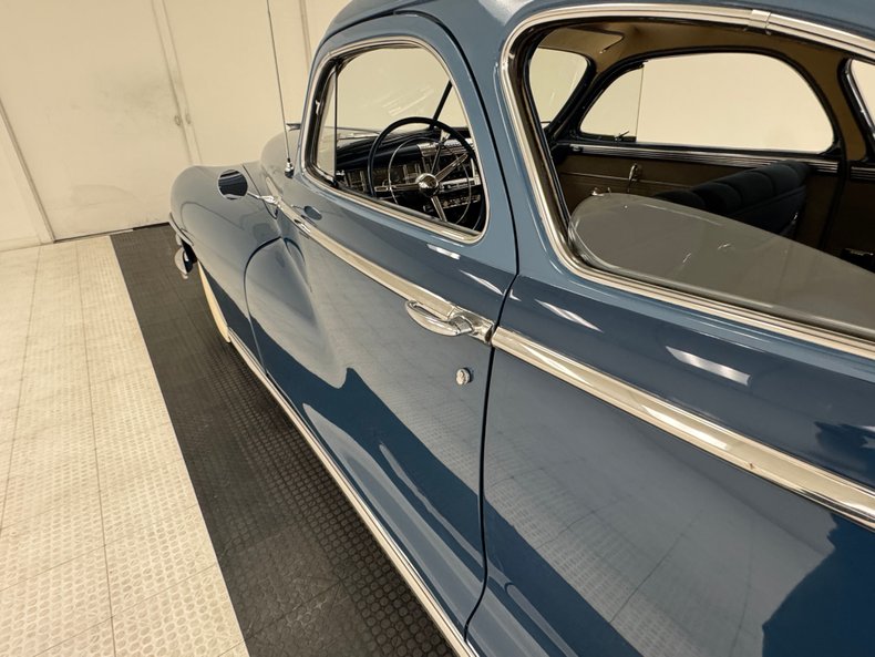 Chrysler-New-yorker-1947-Hawaii-Blue-Dark-Blue-33