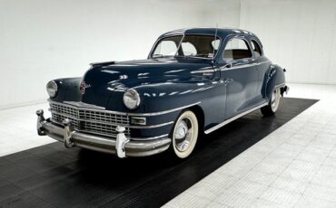 Chrysler-New-yorker-1947-Hawaii-Blue-Dark-Blue