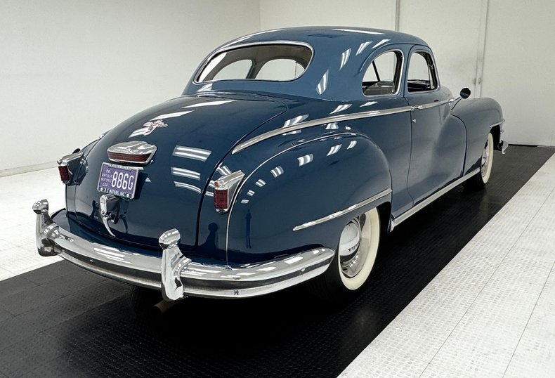 Chrysler-New-yorker-1947-Hawaii-Blue-Dark-Blue-4