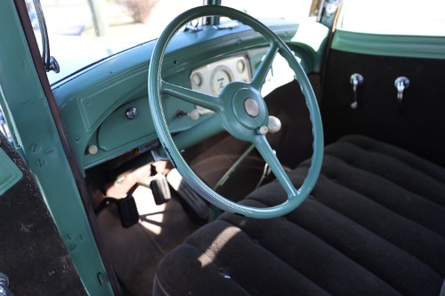 Chrysler-Other-1933-Green-Brown-1