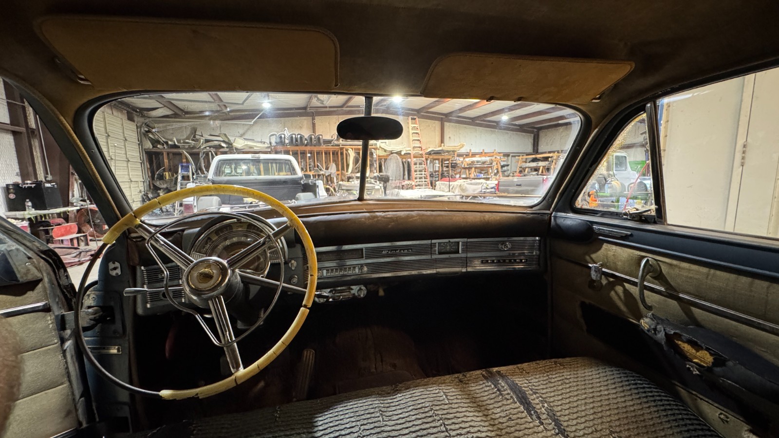 Chrysler-Other-1950-Sedan-25