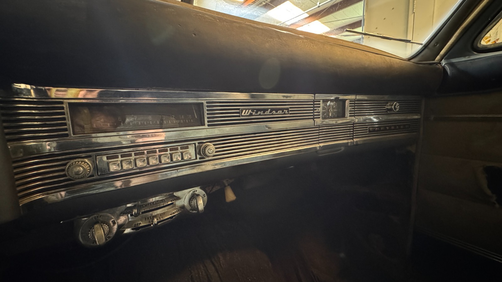 Chrysler-Other-1950-Sedan-28