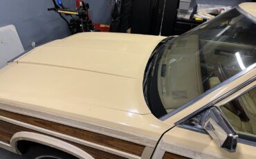 Chrysler-Town-Country-1985-1