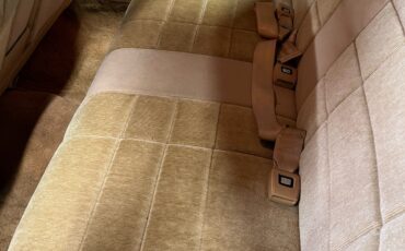 Chrysler-Town-Country-1985-7