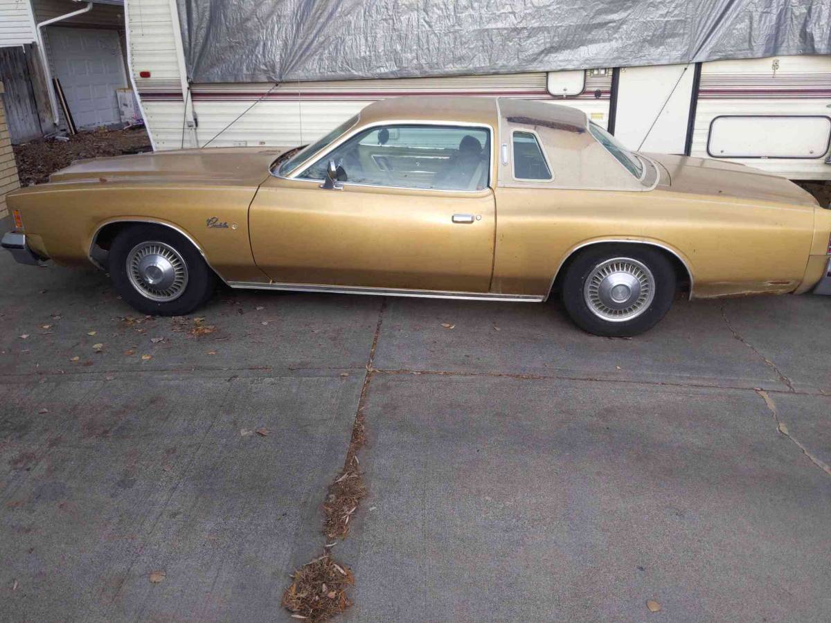 Chrysler-cordoba-1975-yellow