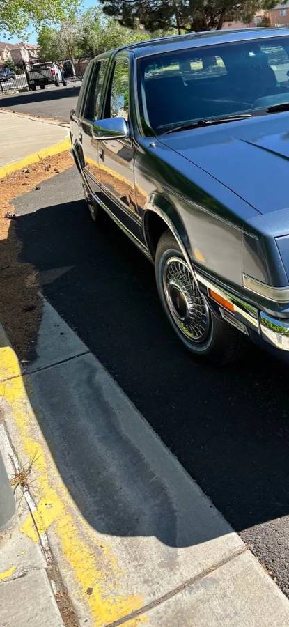 Chrysler-imperial-1991-blue-1