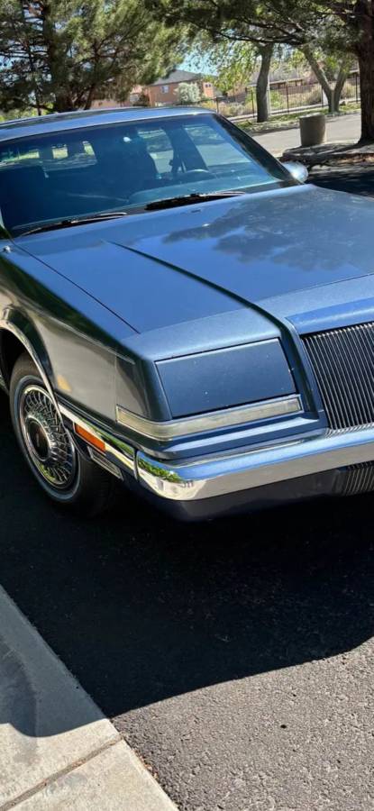 Chrysler-imperial-1991-blue-4