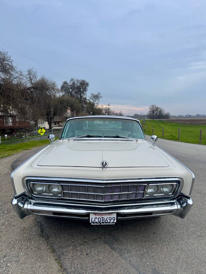 Chrysler-imperial-lebaron-1966-11