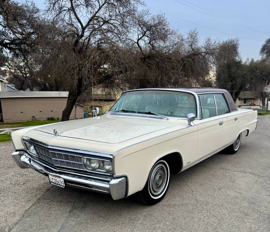 Chrysler-imperial-lebaron-1966-16