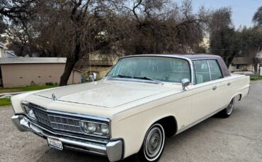 Chrysler-imperial-lebaron-1966-3