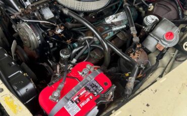 Chrysler-imperial-lebaron-1966-34