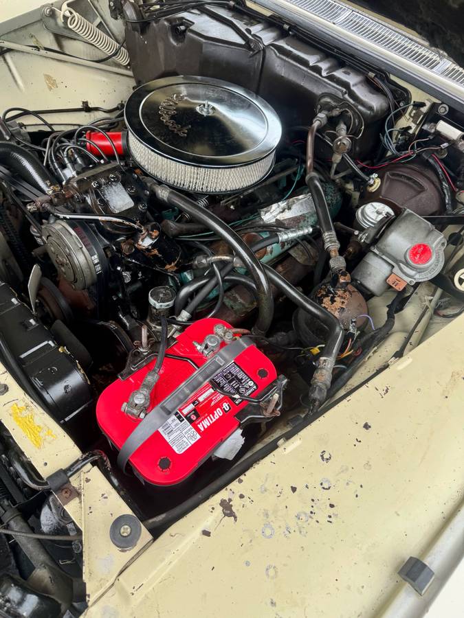 Chrysler-imperial-lebaron-1966-34