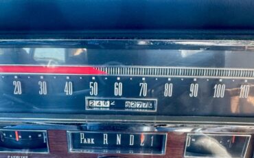 Chrysler-imperial-lebaron-1966-49