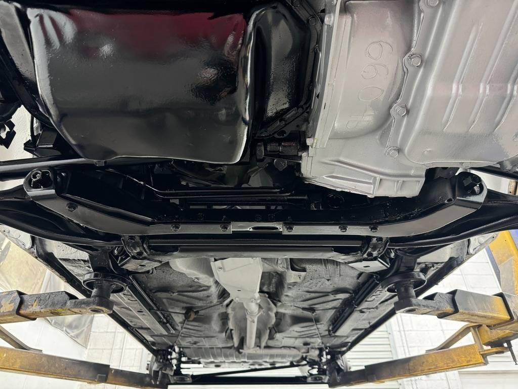 Chrysler-le-baron-1983-white-192