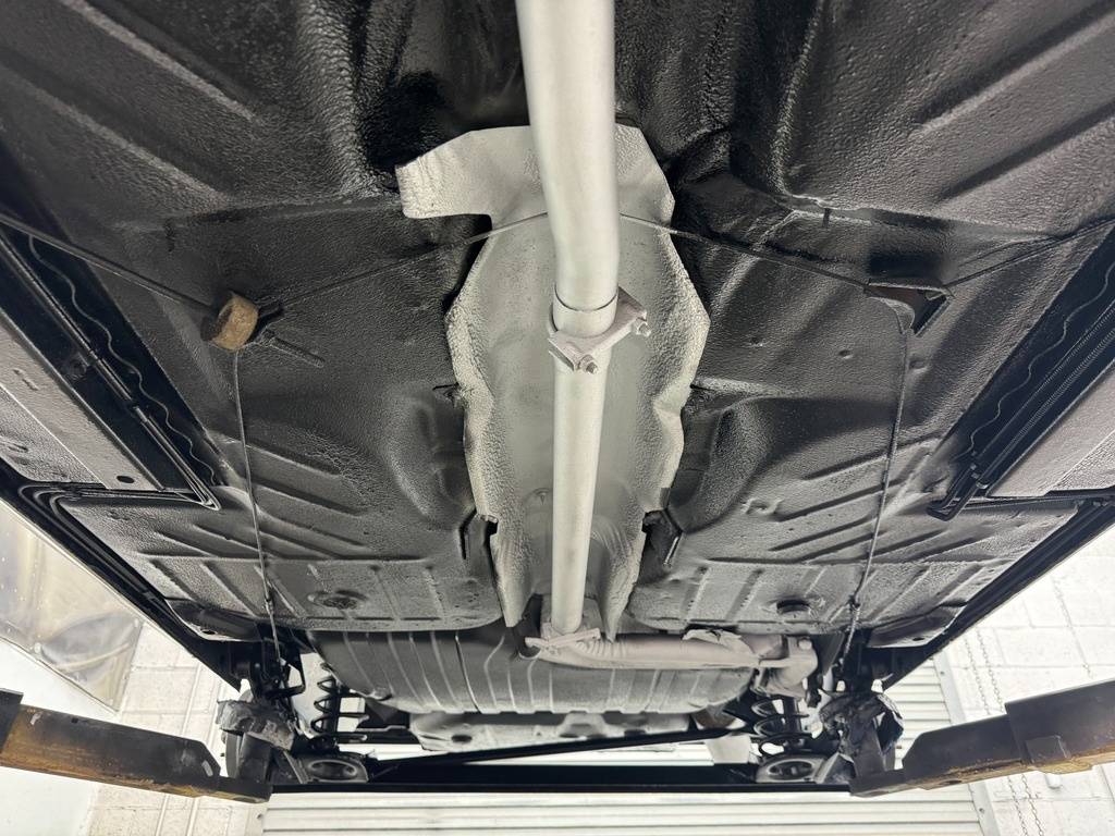 Chrysler-le-baron-1983-white-333