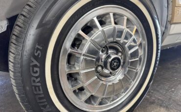 Chrysler-le-baron-1983-white-74