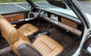 Chrysler-lebaron-1983-white-12