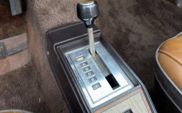 Chrysler-lebaron-1983-white-20