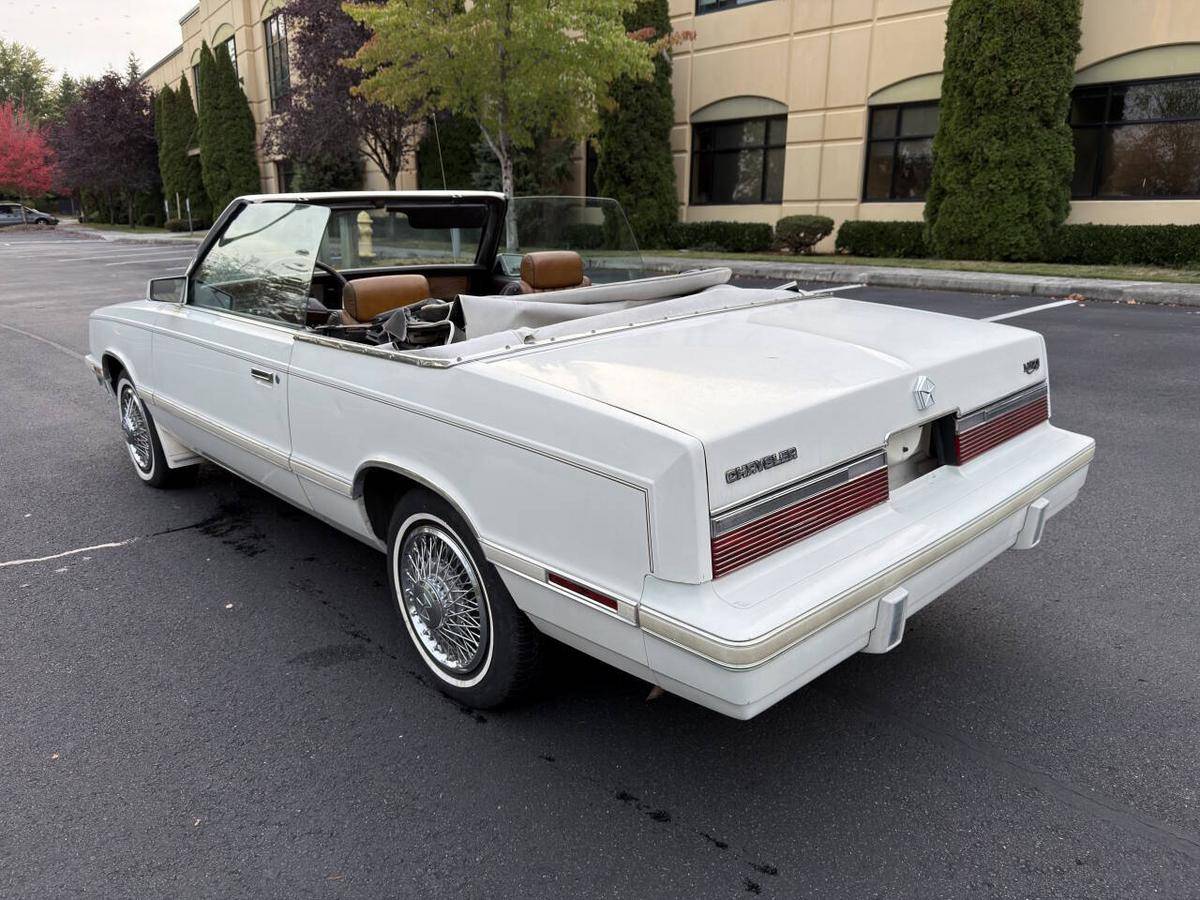 Chrysler-lebaron-1983-white-6