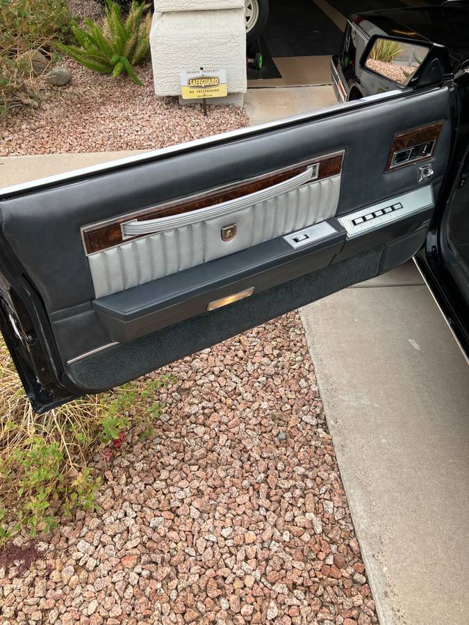 Chrysler-lebaron-1984-black-2