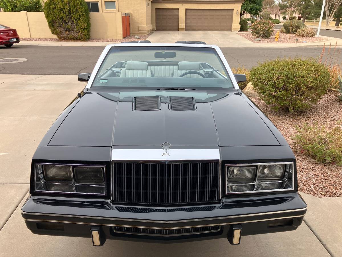 Chrysler-lebaron-1984-black-5