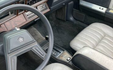 Chrysler-lebaron-1984-black-7