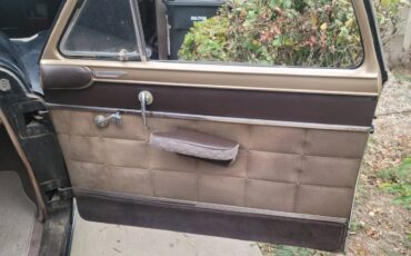 Chrysler-new-yorker-1950-8