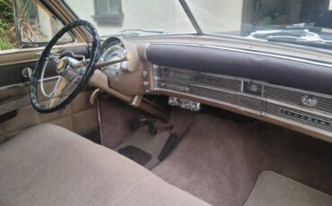 Chrysler-new-yorker-1950-9