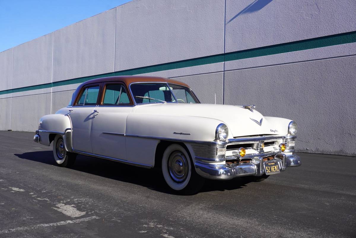 Chrysler-new-yorker-1952-white-6
