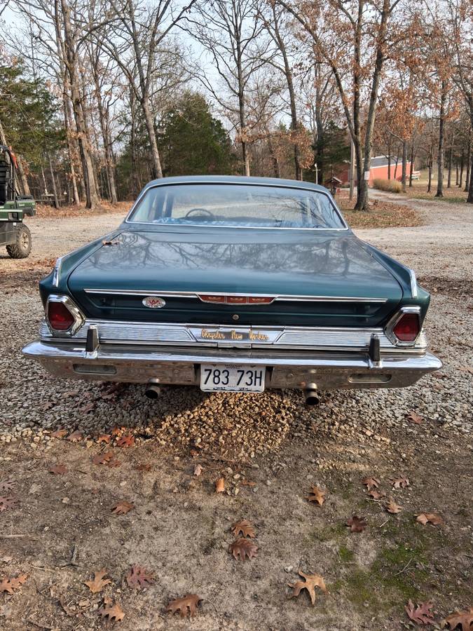 Chrysler-new-yorker-1964-green-2